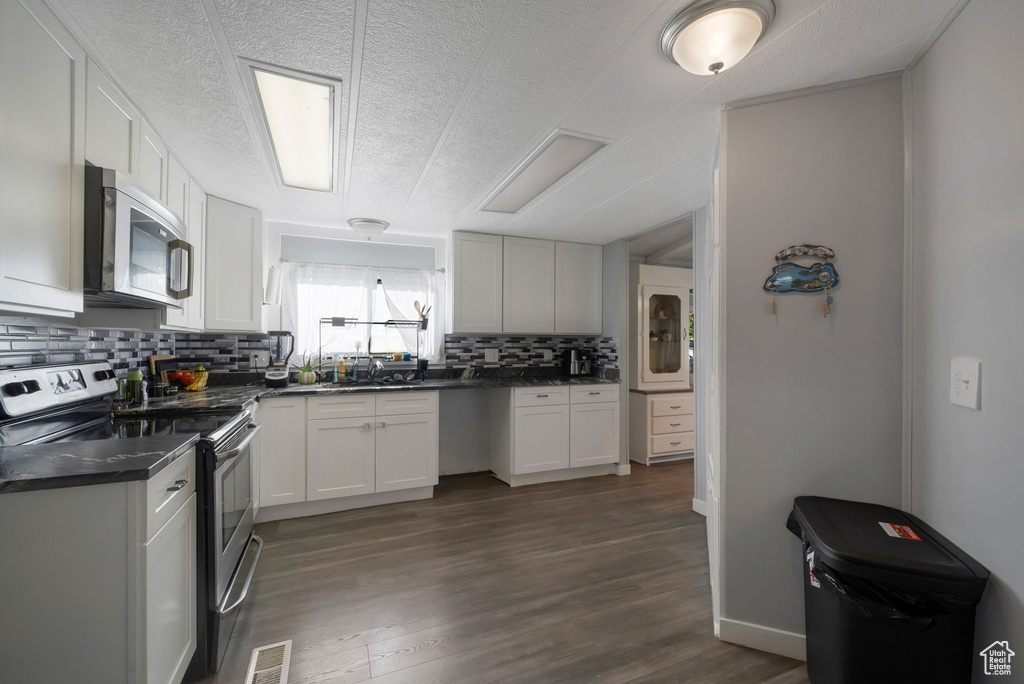 Photo 12 for MLS #2104492 at 1077 W 500 North