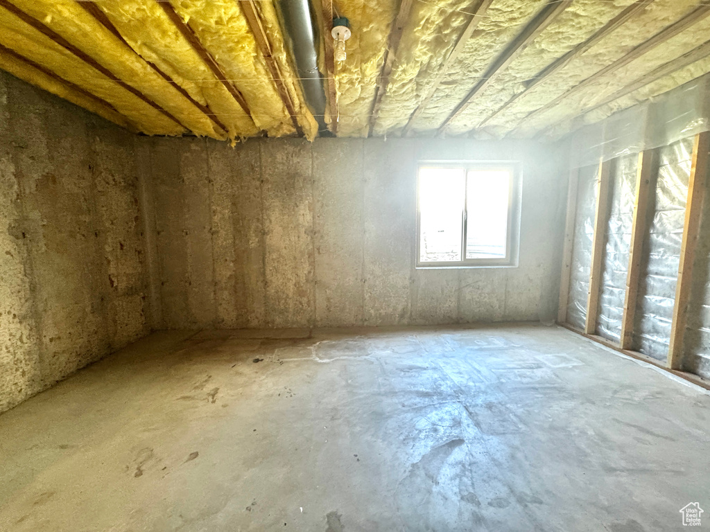 Photo 32 for MLS #2104504 at 683 N Hidden River Trail Rd