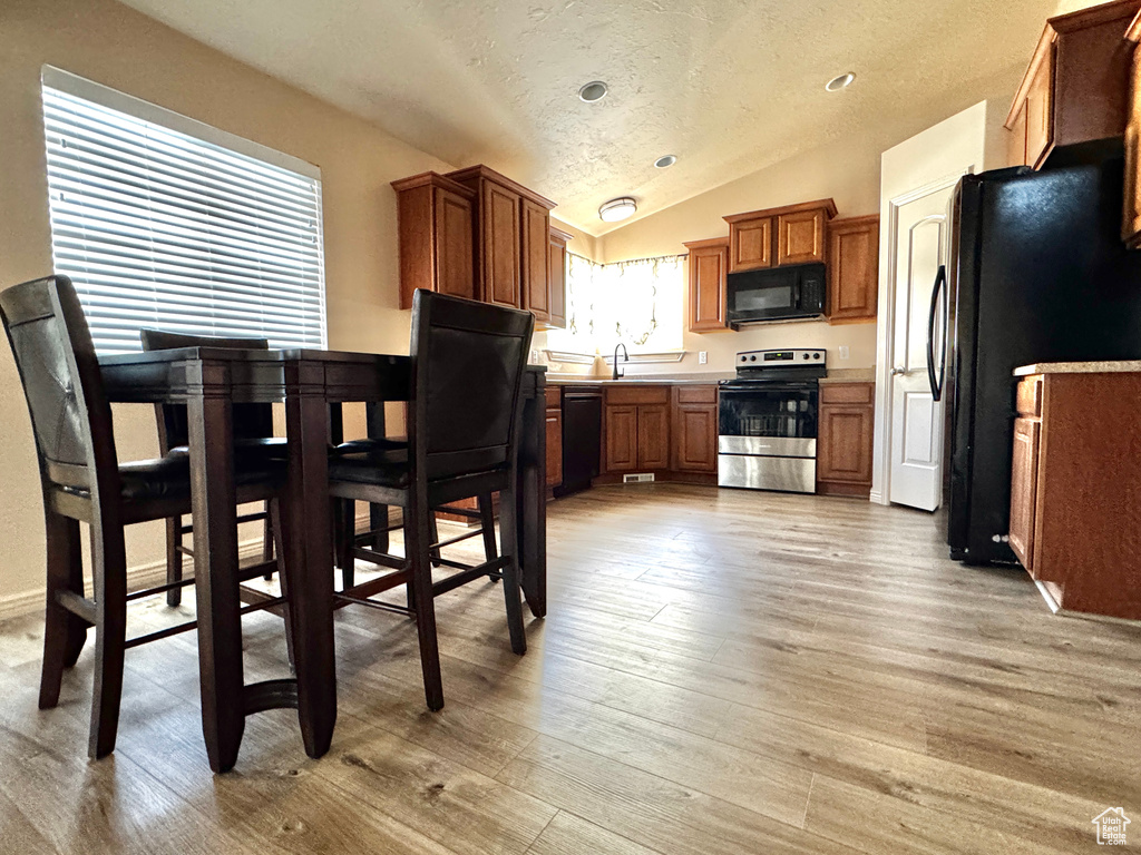 Photo 20 for MLS #2104504 at 683 N Hidden River Trail Rd