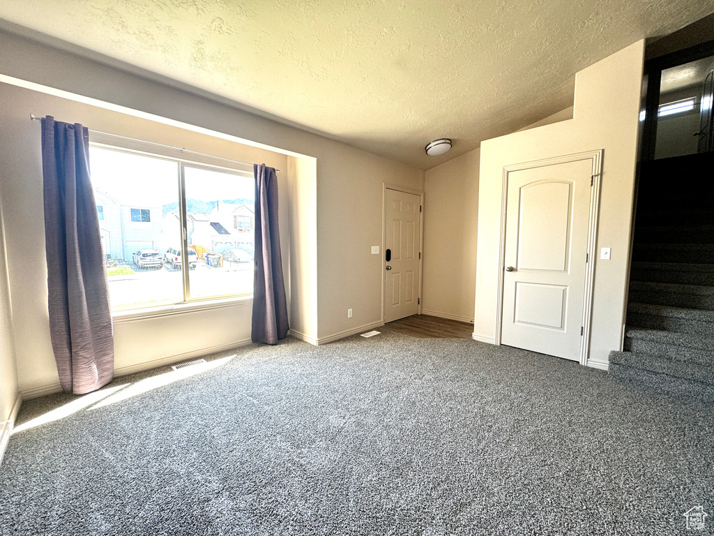 Photo 12 for MLS #2104504 at 683 N Hidden River Trail Rd