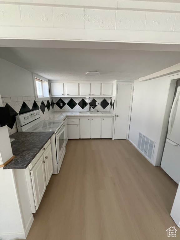 Photo 17 for MLS #2104508 at 4401 S 700 East