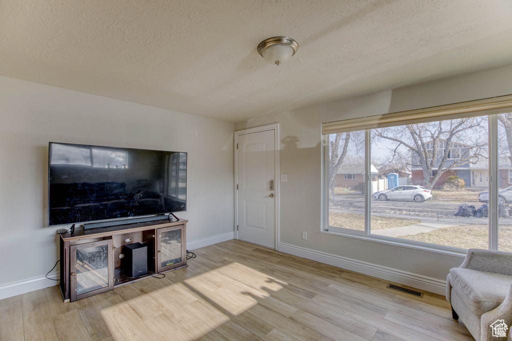 3342 S LYNNBROOK DR Magna, UT 84044