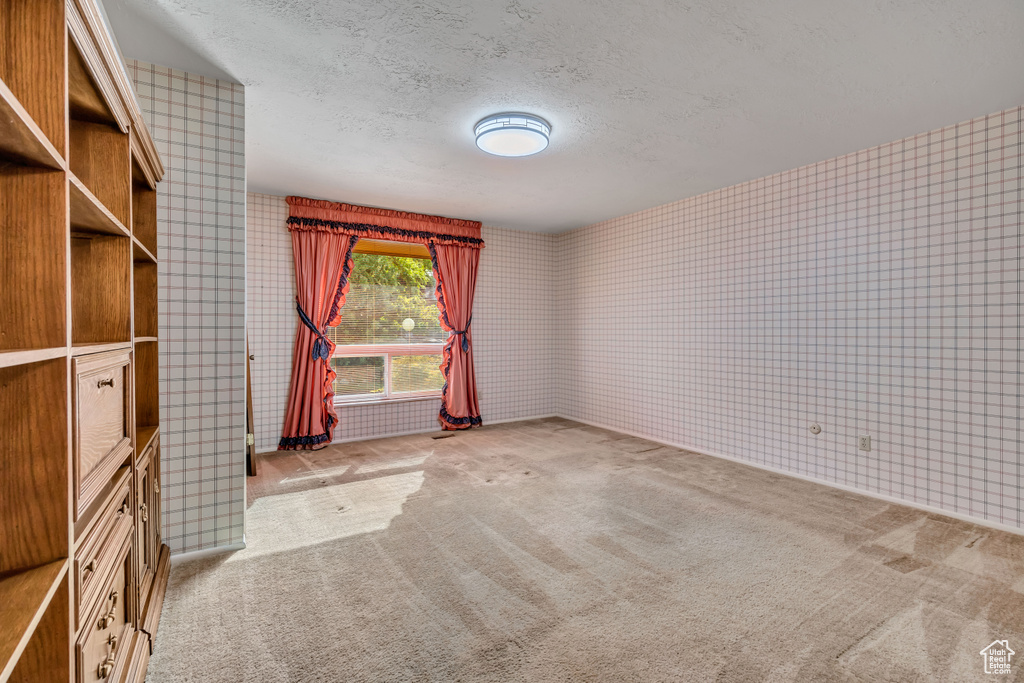 4857 CHUKAR LN Ogden, UT 84403