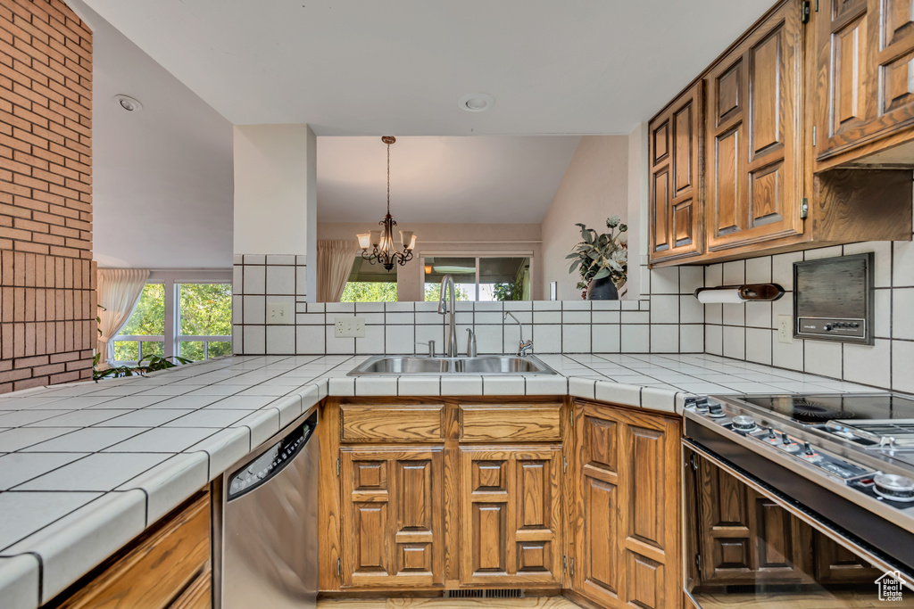 4857 CHUKAR LN Ogden, UT 84403