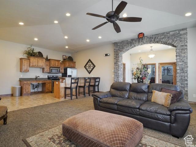 909 S MAIN ST #E-4 Layton, UT 84041