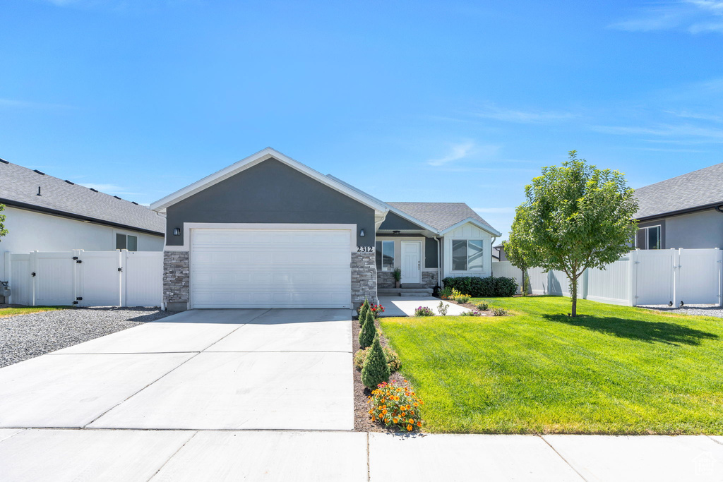 2312 E QUAKING ASPEN LN Eagle Mountain, UT 84005