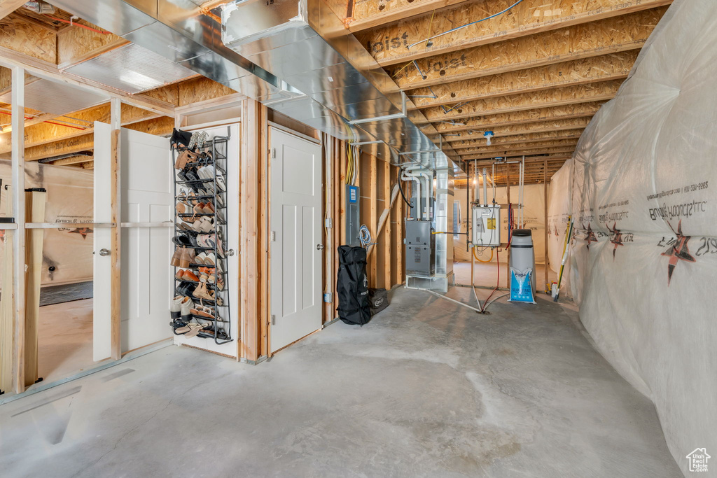 2312 E QUAKING ASPEN LN Eagle Mountain, UT 84005