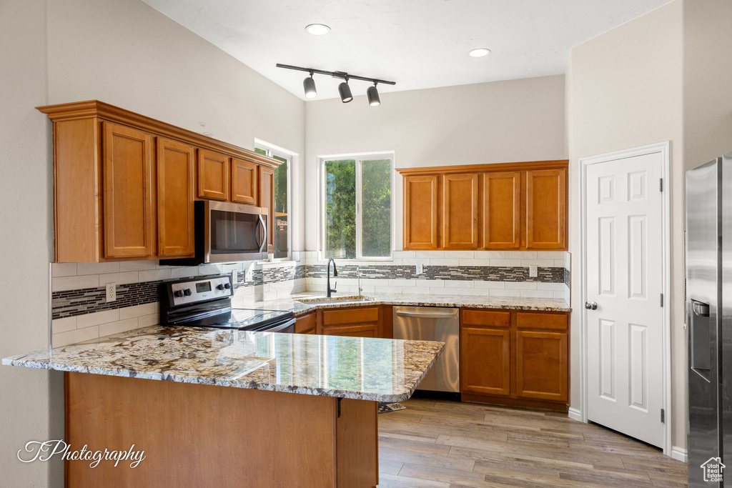 Photo 8 for MLS #2104552 at 693 E Castle Stone Dr
