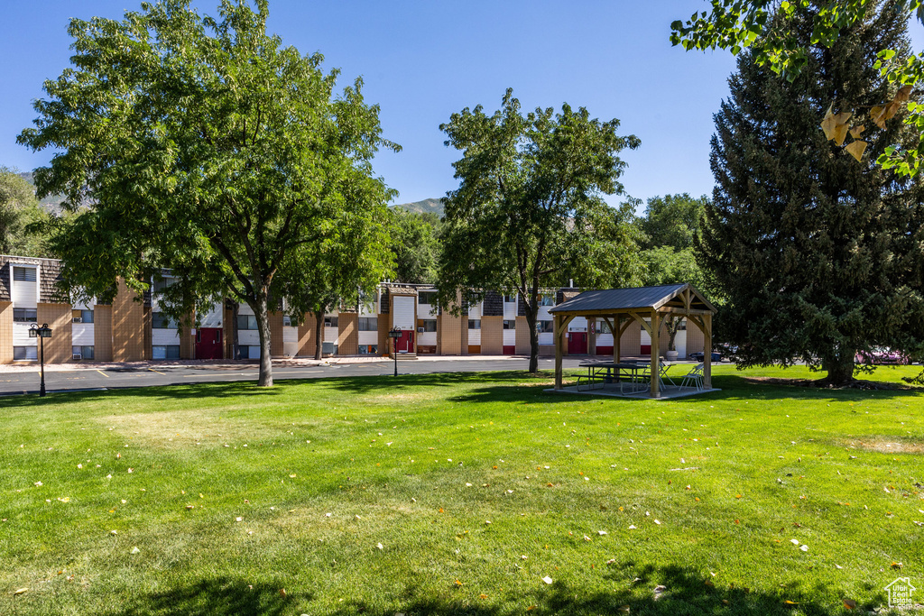 Photo 21 for MLS #2104553 at 649 Swenson Ave #4