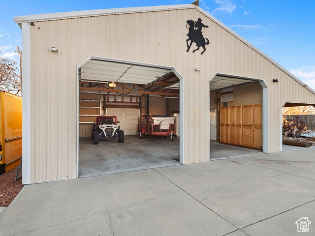 437 E VINE ST Murray, UT 84107