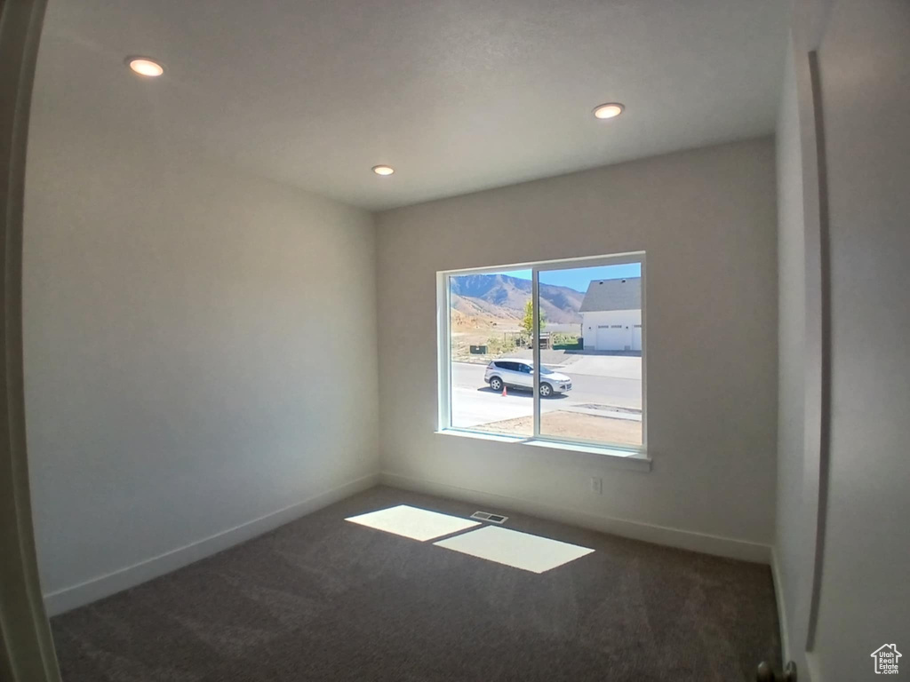1113 E 160 N Hyde Park, UT 84318