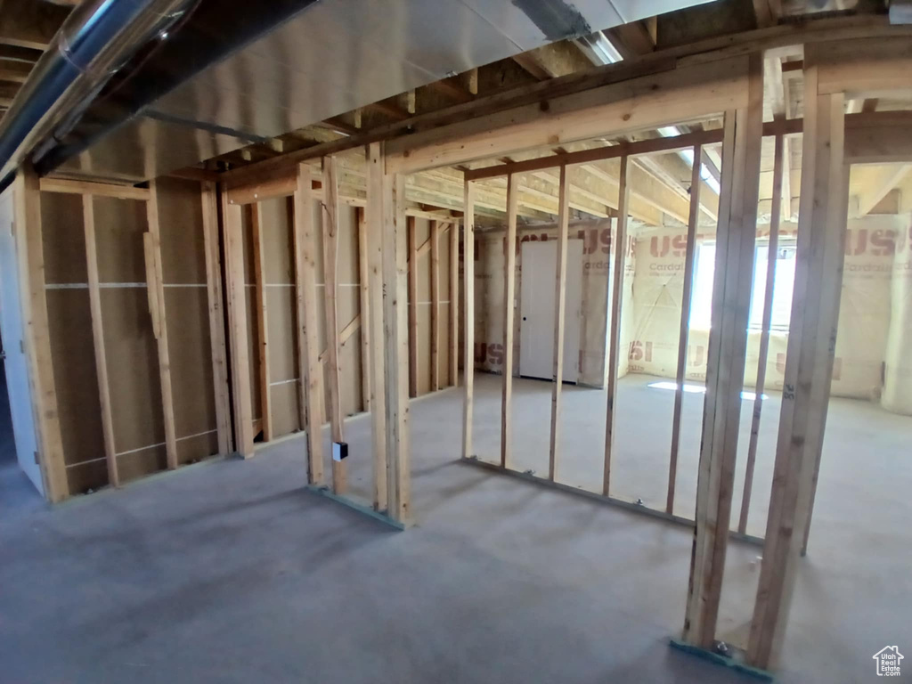 1113 E 160 N Hyde Park, UT 84318