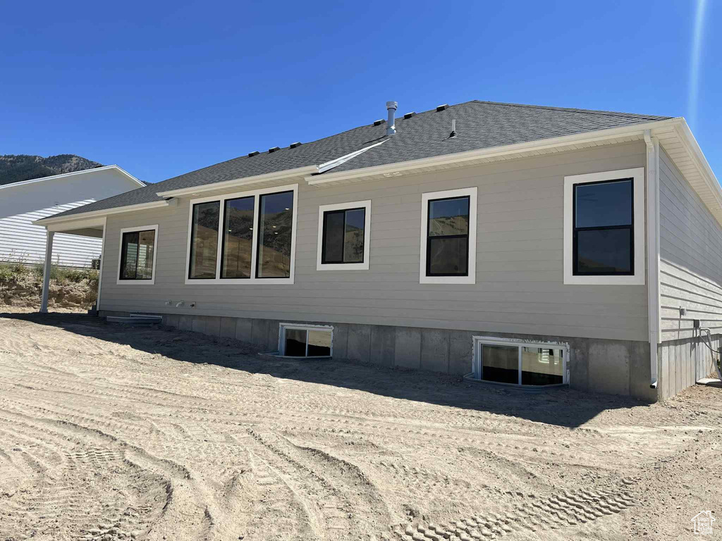 1113 E 160 N Hyde Park, UT 84318