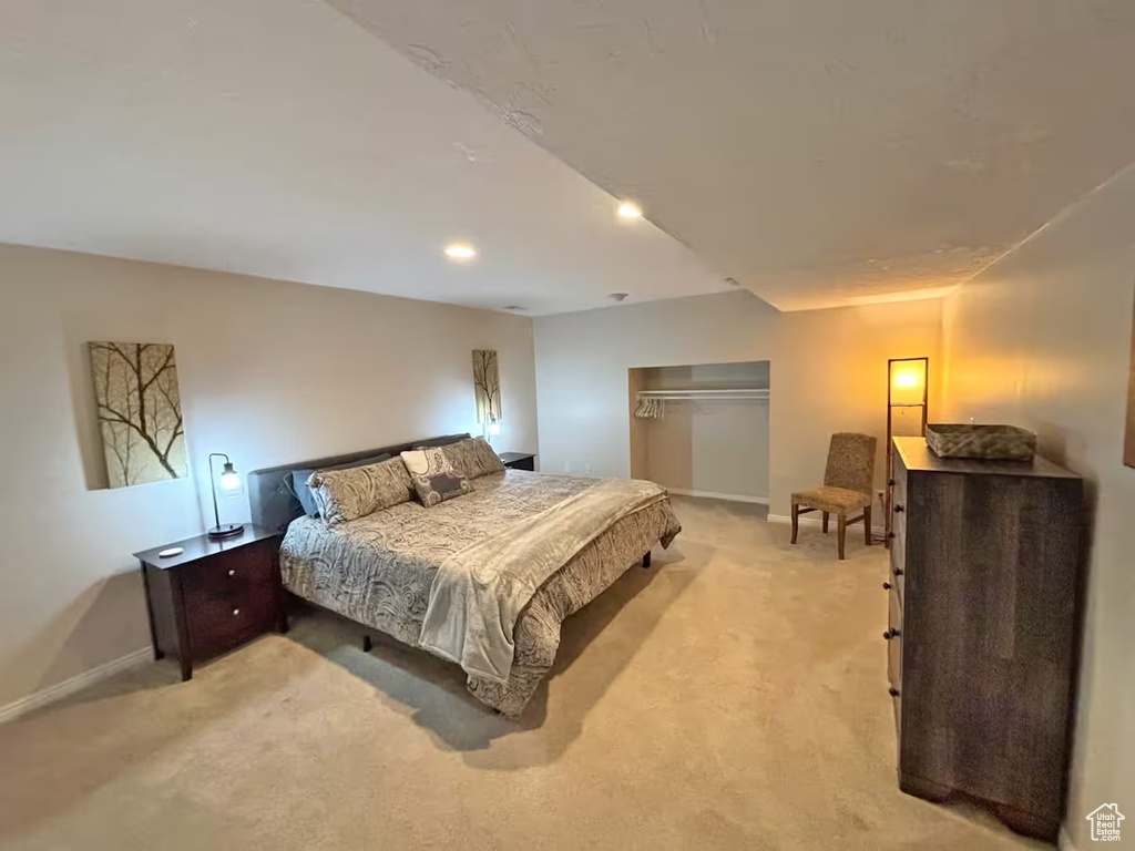 2009 E SWEETBRIAR LN Sandy, UT 84092