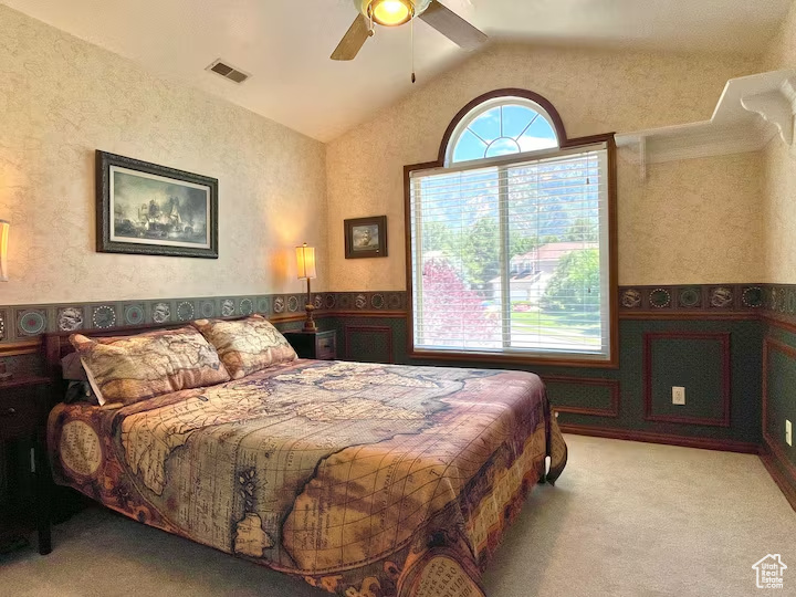 2009 E SWEETBRIAR LN Sandy, UT 84092