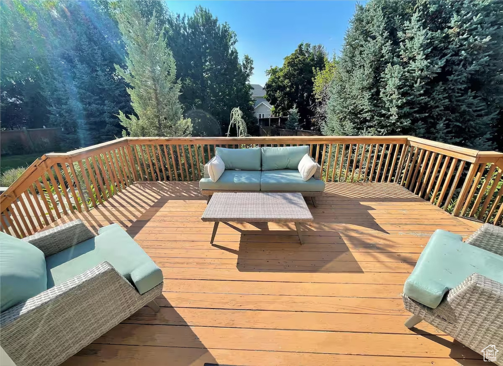 2009 E SWEETBRIAR LN Sandy, UT 84092