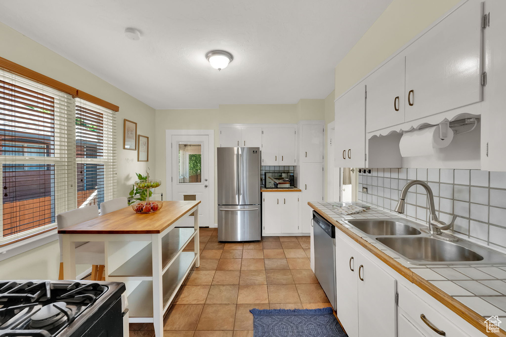 Photo 6 for MLS #2104595 at 2118 S Green St
