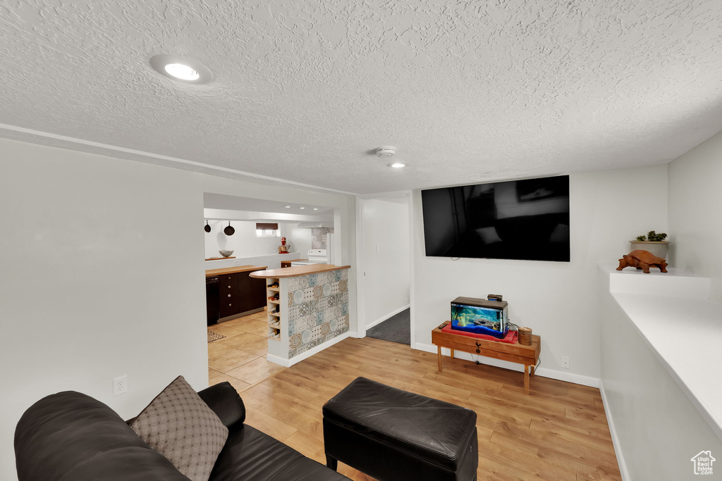 Photo 13 for MLS #2104595 at 2118 S Green St