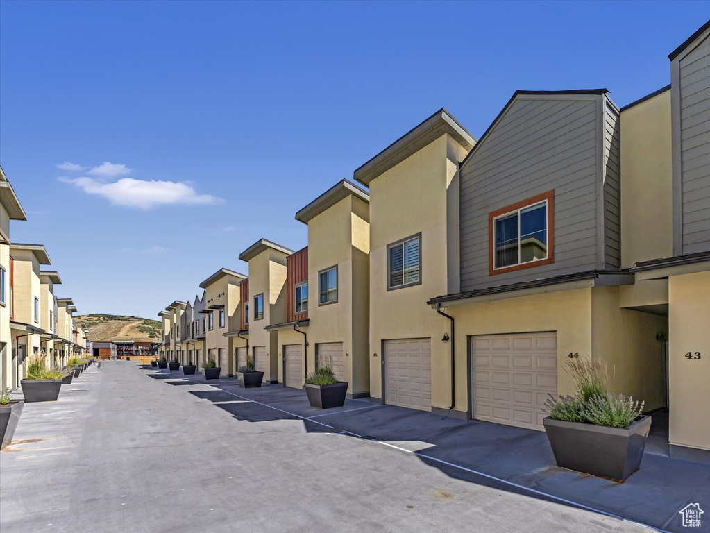 Photo 21 for MLS #2104610 at 6169 Park Ln #44