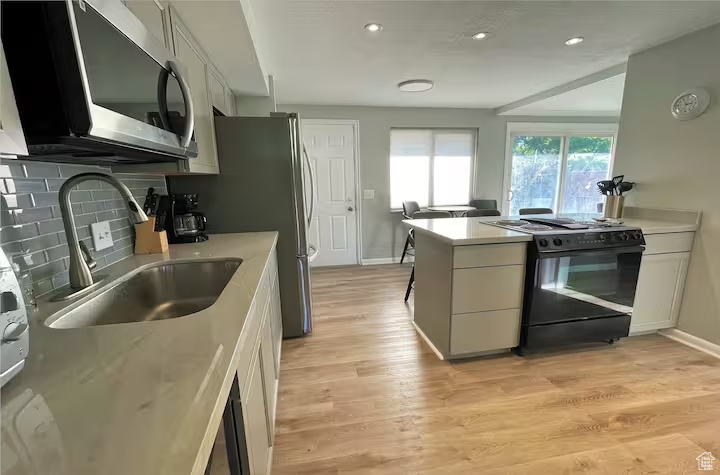 Photo 3 for MLS #2104616 at 10499 S Carnation Dr