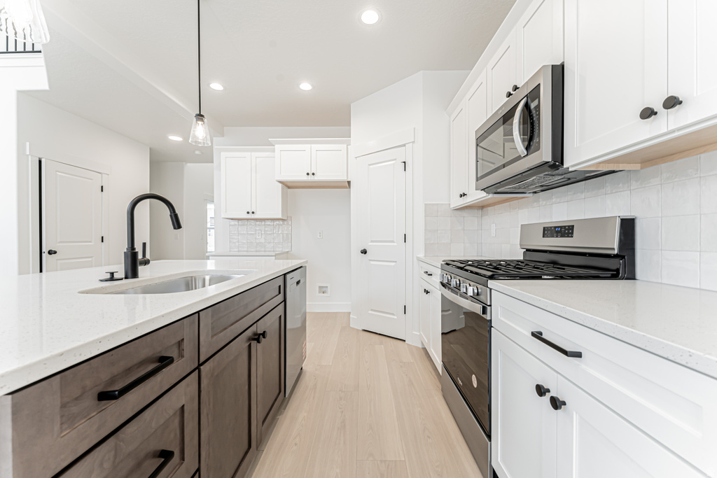 1468 W BOSEMAN WAY #620 Saratoga Springs, UT 84045