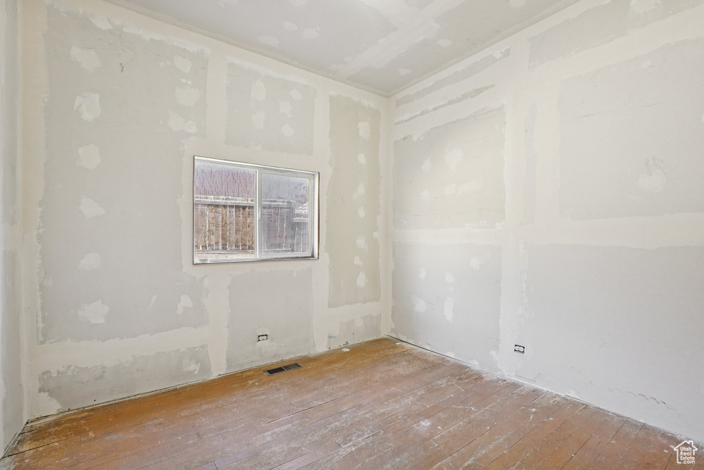 Photo 16 for MLS #2104622 at 71 N Church St