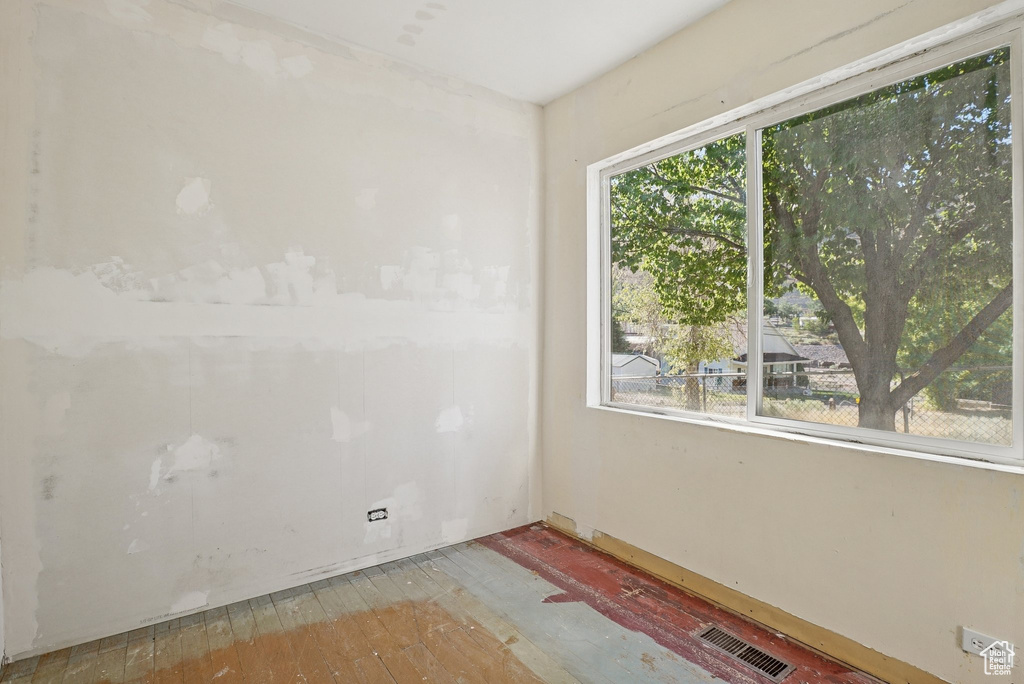 Photo 14 for MLS #2104622 at 71 N Church St