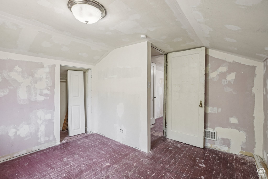 Photo 20 for MLS #2104622 at 71 N Church St