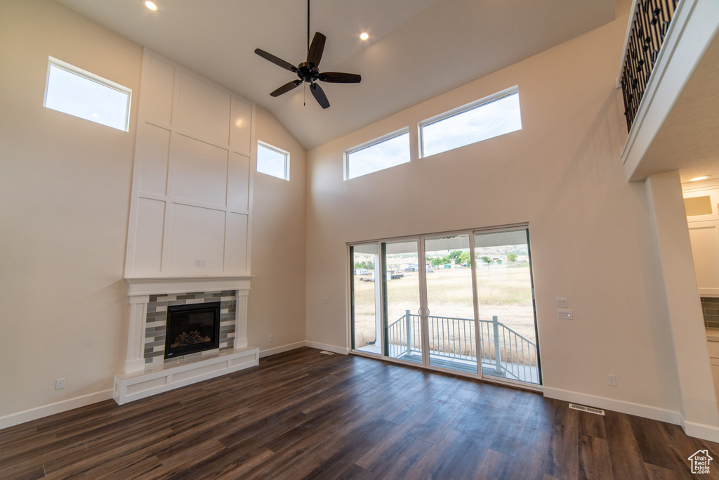 Photo 11 for MLS #2104629 at 2288 N Lincoln Ln #A/B