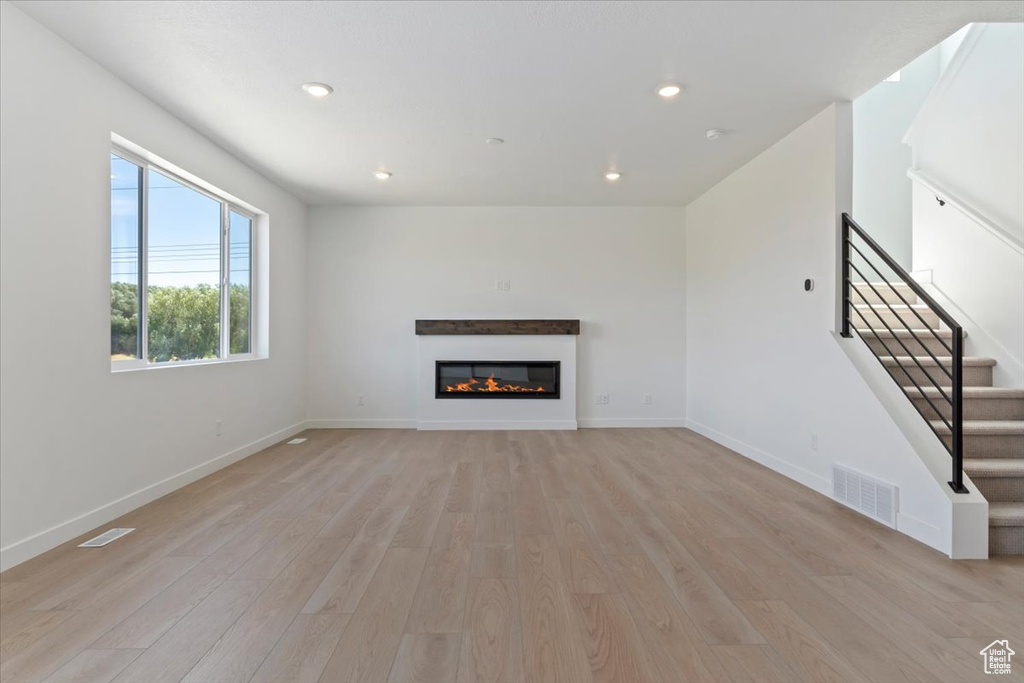 Photo 10 for MLS #2104638 at 162 N Mia Cv #16