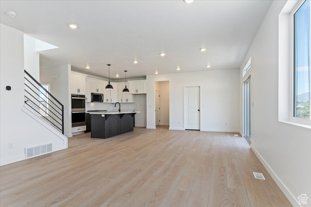 Photo 13 for MLS #2104638 at 162 N Mia Cv #16