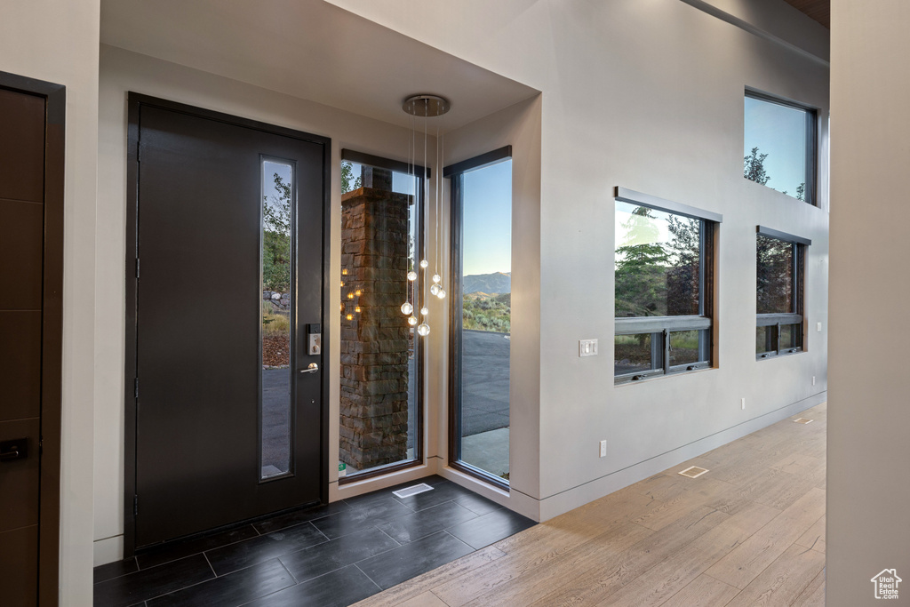 Photo 14 for MLS #2104639 at 836 E Canyon Gate Rd