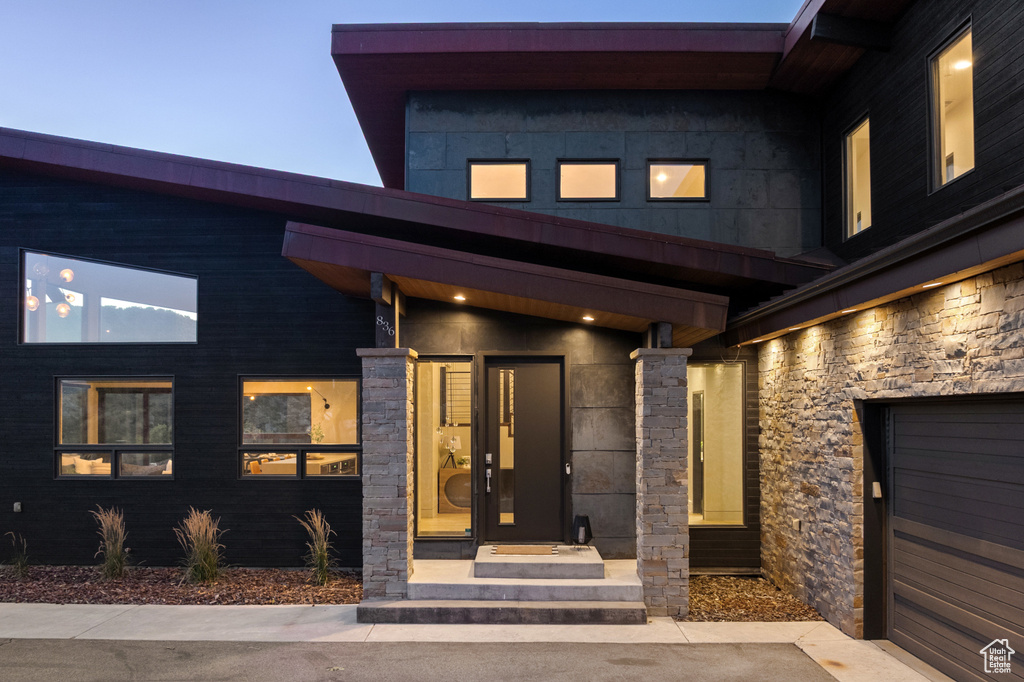 Photo 3 for MLS #2104639 at 836 E Canyon Gate Rd