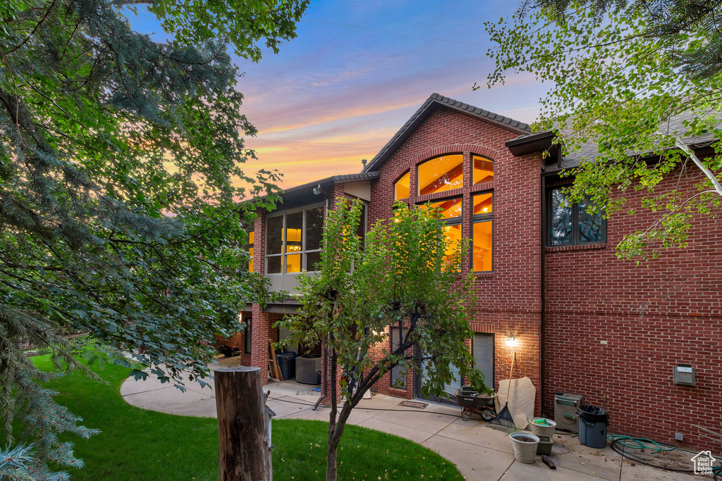 1681 E LAKEVIEW WAY Ogden, UT 84403