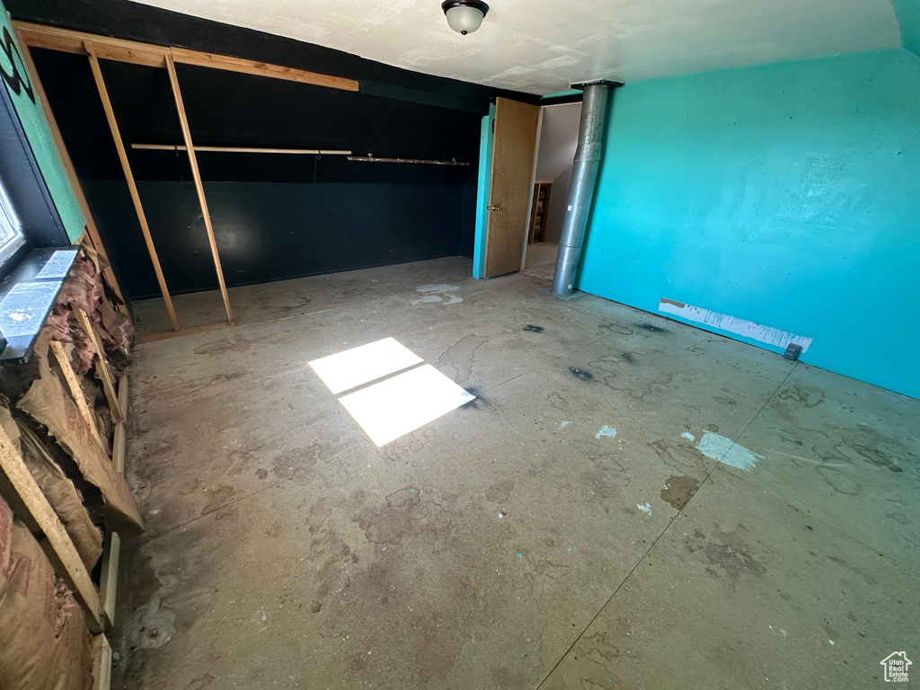 Photo 19 for MLS #2104643 at 75 N Meadow Ln