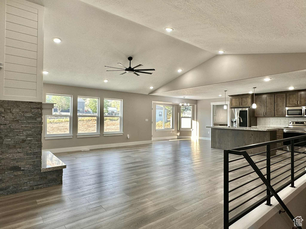 Photo 5 for MLS #2104645 at 670 W 1150 North