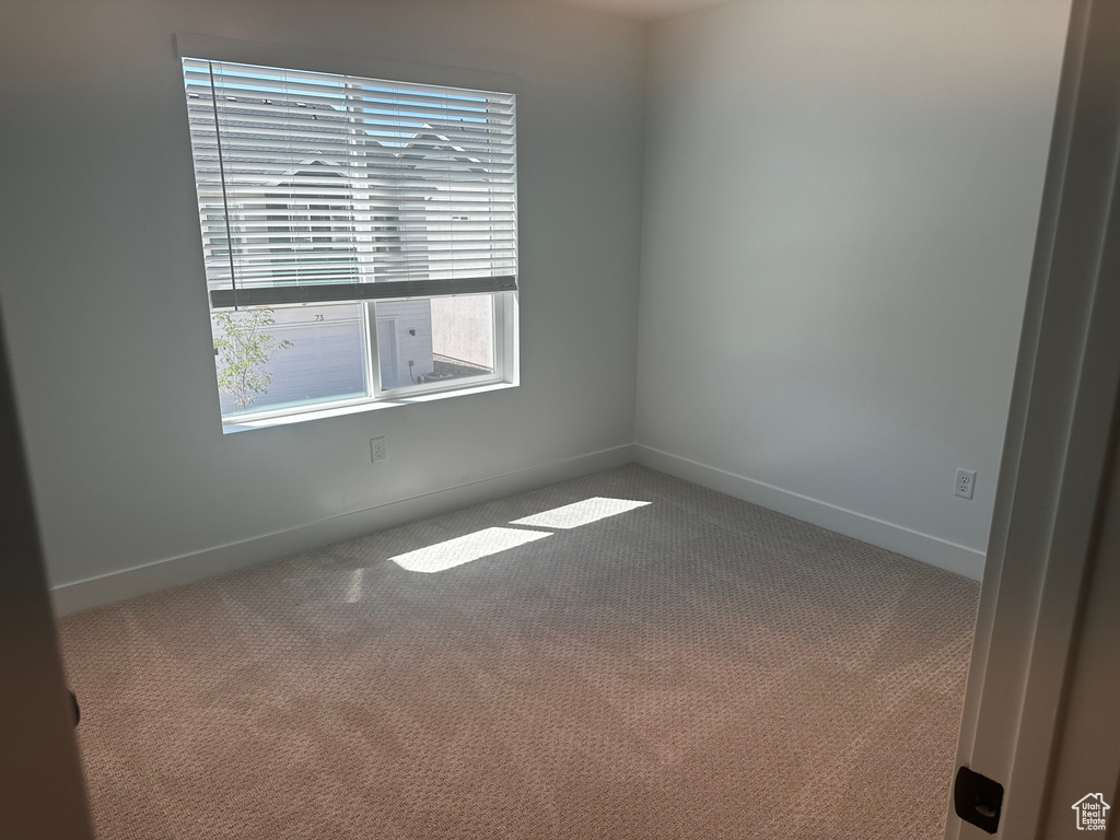 Photo 13 for MLS #2104646 at 80 S Moonlit Rd