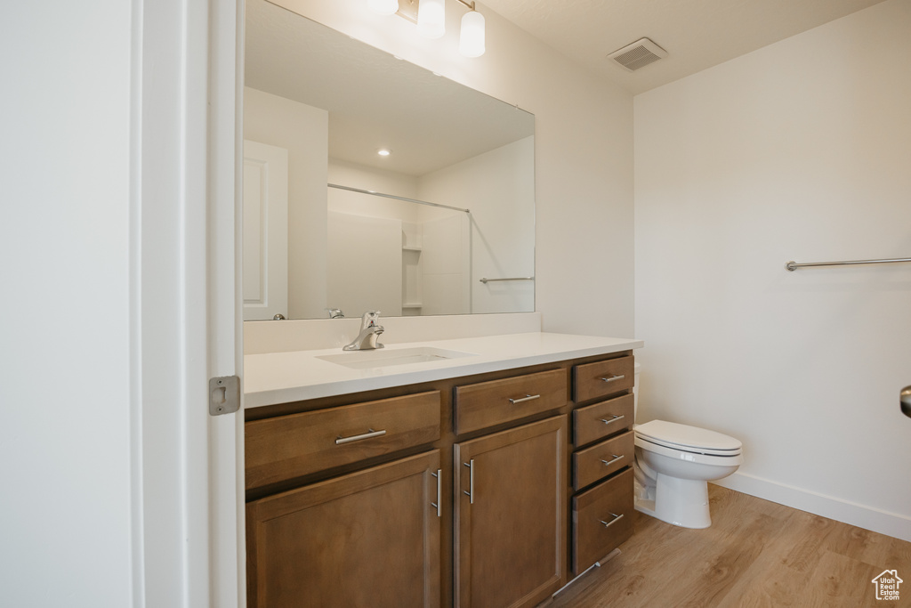 Photo 7 for MLS #2104696 at 247 E 1825 North #4