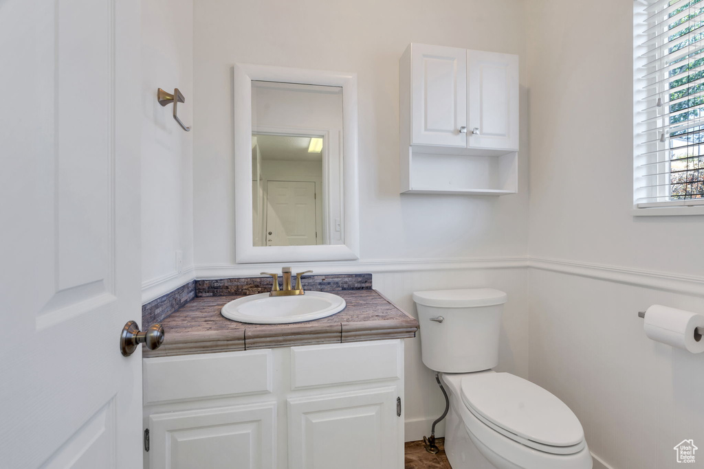 253 RIDGE RD Orem, UT 84057