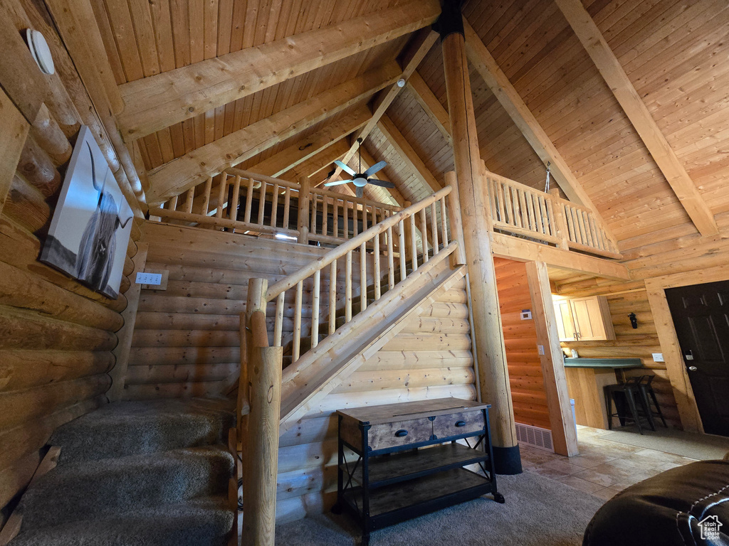 Photo 18 for MLS #2104722 at 725 E Wolf Hollow Rd