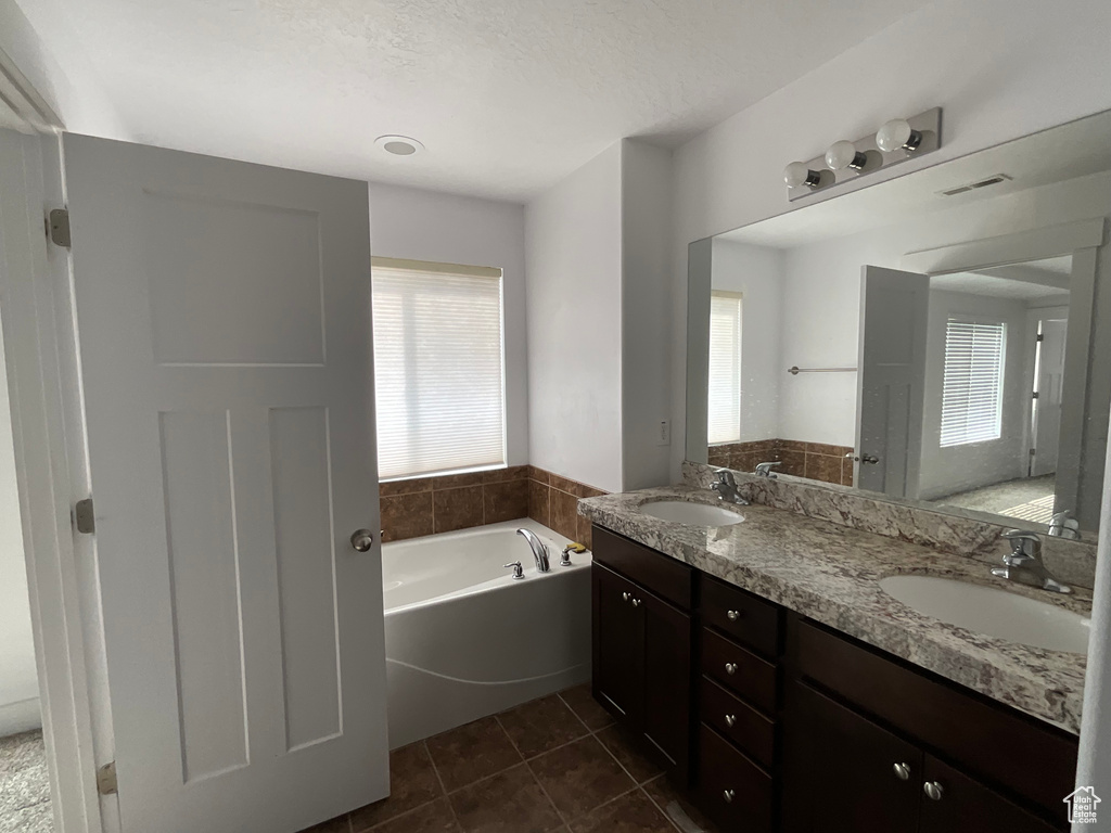 Photo 35 for MLS #2104730 at 5058 S Moray Ct