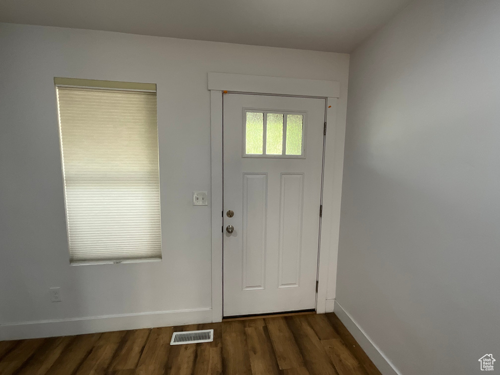 Photo 7 for MLS #2104730 at 5058 S Moray Ct