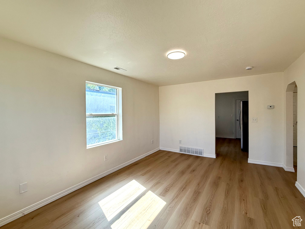 156 E 2700 S South Salt Lake, UT 84115