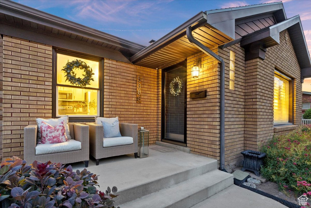 5388 S KENWOOD DR Murray, UT 84107