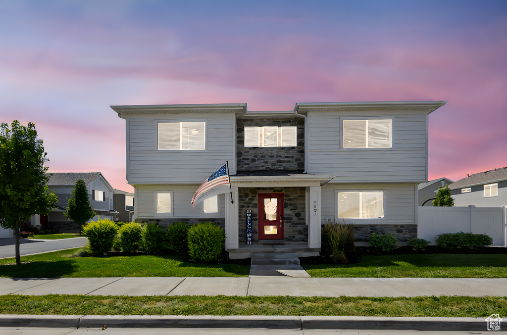 1551 W PARKVIEW DR Syracuse, UT 84075