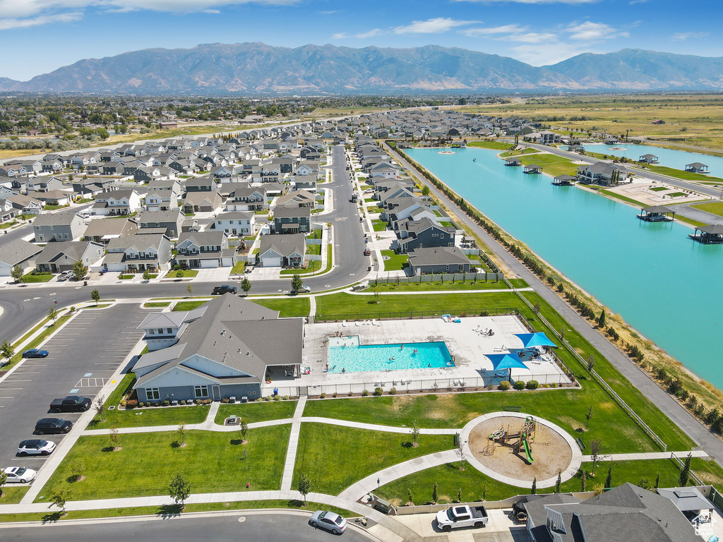 1551 W PARKVIEW DR Syracuse, UT 84075
