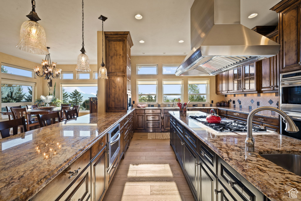 1107 N TWICKENHAM DR Salt Lake City, UT 84103