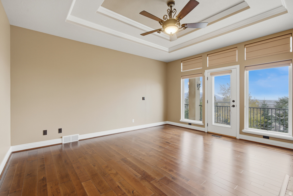 1107 N TWICKENHAM DR Salt Lake City, UT 84103