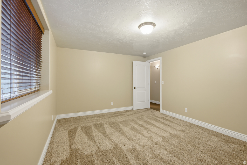 1107 N TWICKENHAM DR Salt Lake City, UT 84103