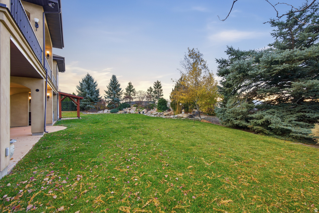 1107 N TWICKENHAM DR Salt Lake City, UT 84103